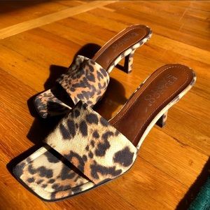 Franco Sarto Square toe leopard print sandals 7.5